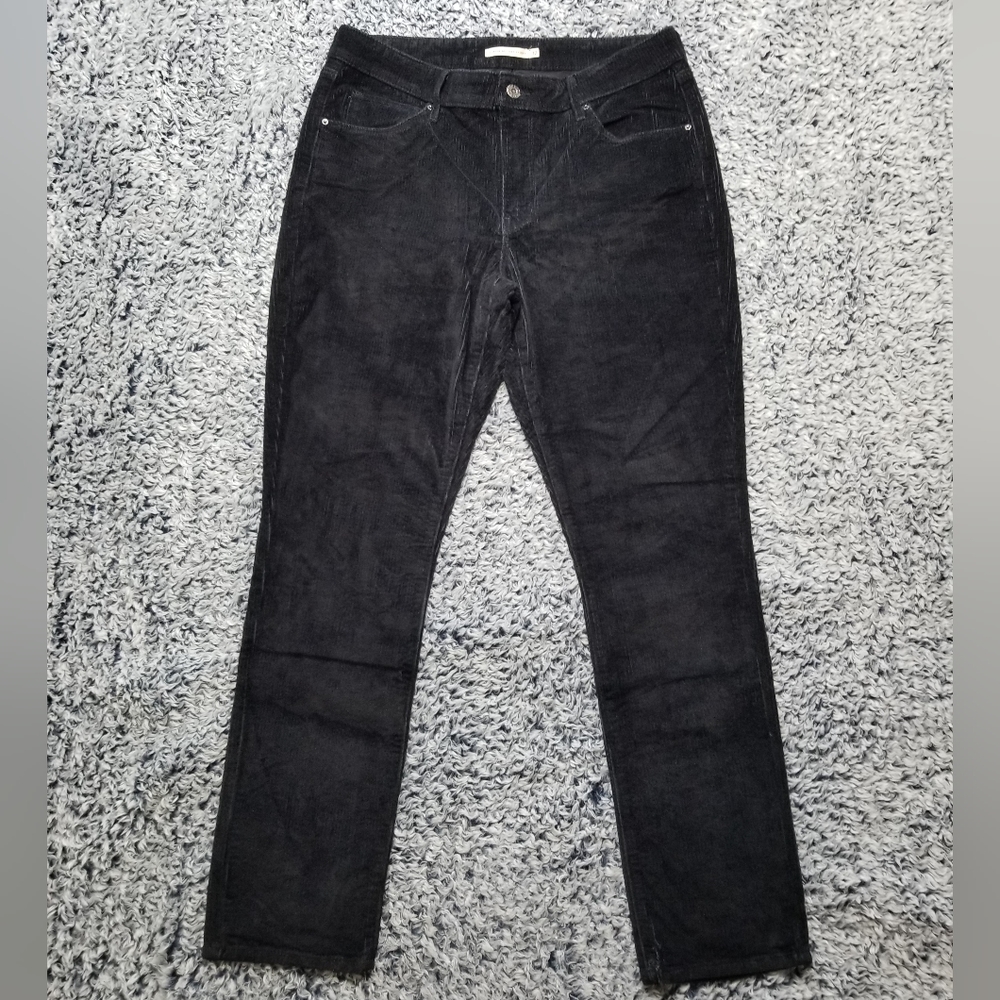 Levi's Classic Mid Rise Skinny Corduroy Pants